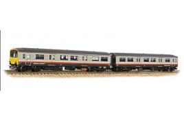 Class 150/1 2-Car DMU 150133 BR GMPTE (Regional Railways) N Gauge